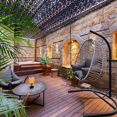Belmondo Old Town Otel