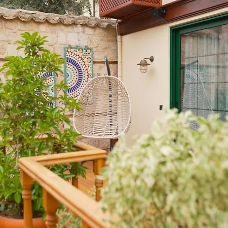 Otel Belmondo Old Town *